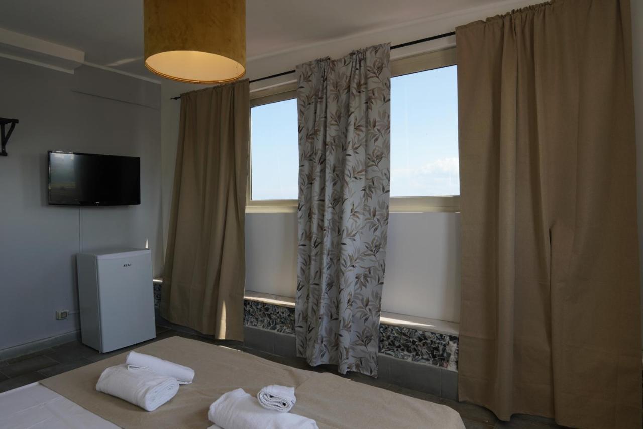 Airport Suite Катания Екстериор снимка