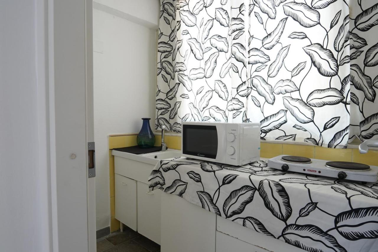 Airport Suite Катания Екстериор снимка